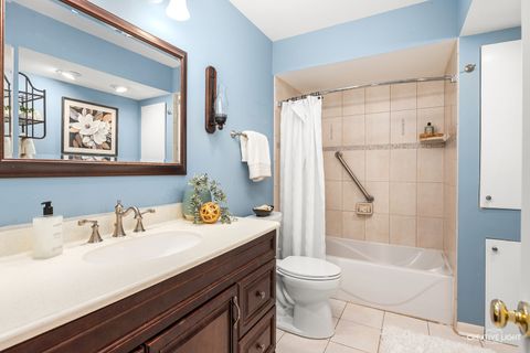 Tiny photo for 17 Sorrento Drive, Palos Heights, IL 60463 (MLS # 12566407)