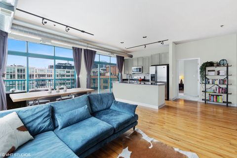 Tiny photo for 920 W MADISON Street #901W, Chicago, IL 60607 (MLS # 12277030)