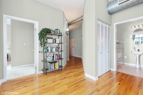 Tiny photo for 920 W MADISON Street #901W, Chicago, IL 60607 (MLS # 12277030)