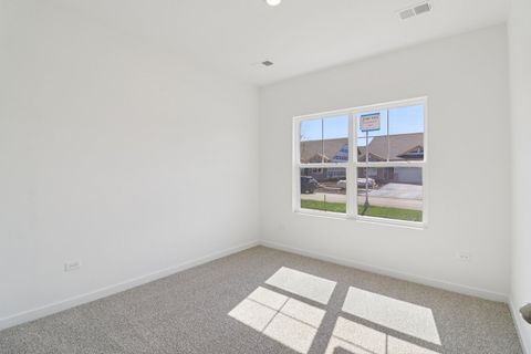 Tiny photo for 1120 Bluebell Lane, Bartlett, IL 60103 (MLS # 12486475)