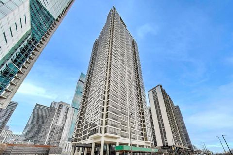 Photo of 360 E Randolph Street #1007, Chicago, IL 60601 (MLS # 12626170)
