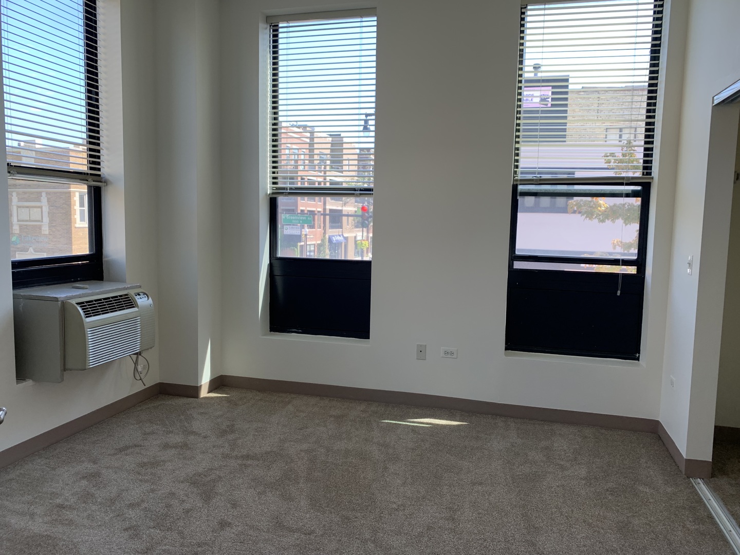 1501 W Belmont Avenue 201