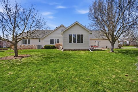 Tiny photo for 1913 Woodbine Road, Bloomington, IL 61704 (MLS # 12595414)