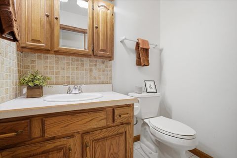 Tiny photo for 1913 Woodbine Road, Bloomington, IL 61704 (MLS # 12595414)