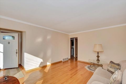 Tiny photo for 5819 S Mason Avenue, Chicago, IL 60638 (MLS # 12512477)