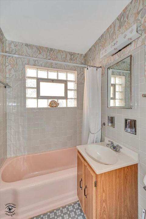 Tiny photo for 5819 S Mason Avenue, Chicago, IL 60638 (MLS # 12512477)