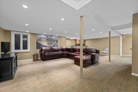 Tiny photo for 520 Greenwood Avenue, Kenilworth, IL 60043 (MLS # 12685606)