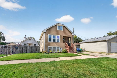 Tiny photo for 4112 Ridgeland Avenue, Stickney, IL 60402 (MLS # 12785743)