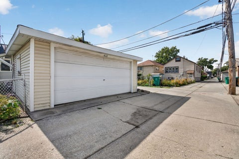 Tiny photo for 4112 Ridgeland Avenue, Stickney, IL 60402 (MLS # 12785743)