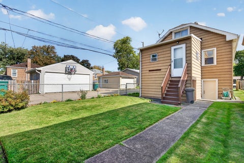 Tiny photo for 4112 Ridgeland Avenue, Stickney, IL 60402 (MLS # 12785743)