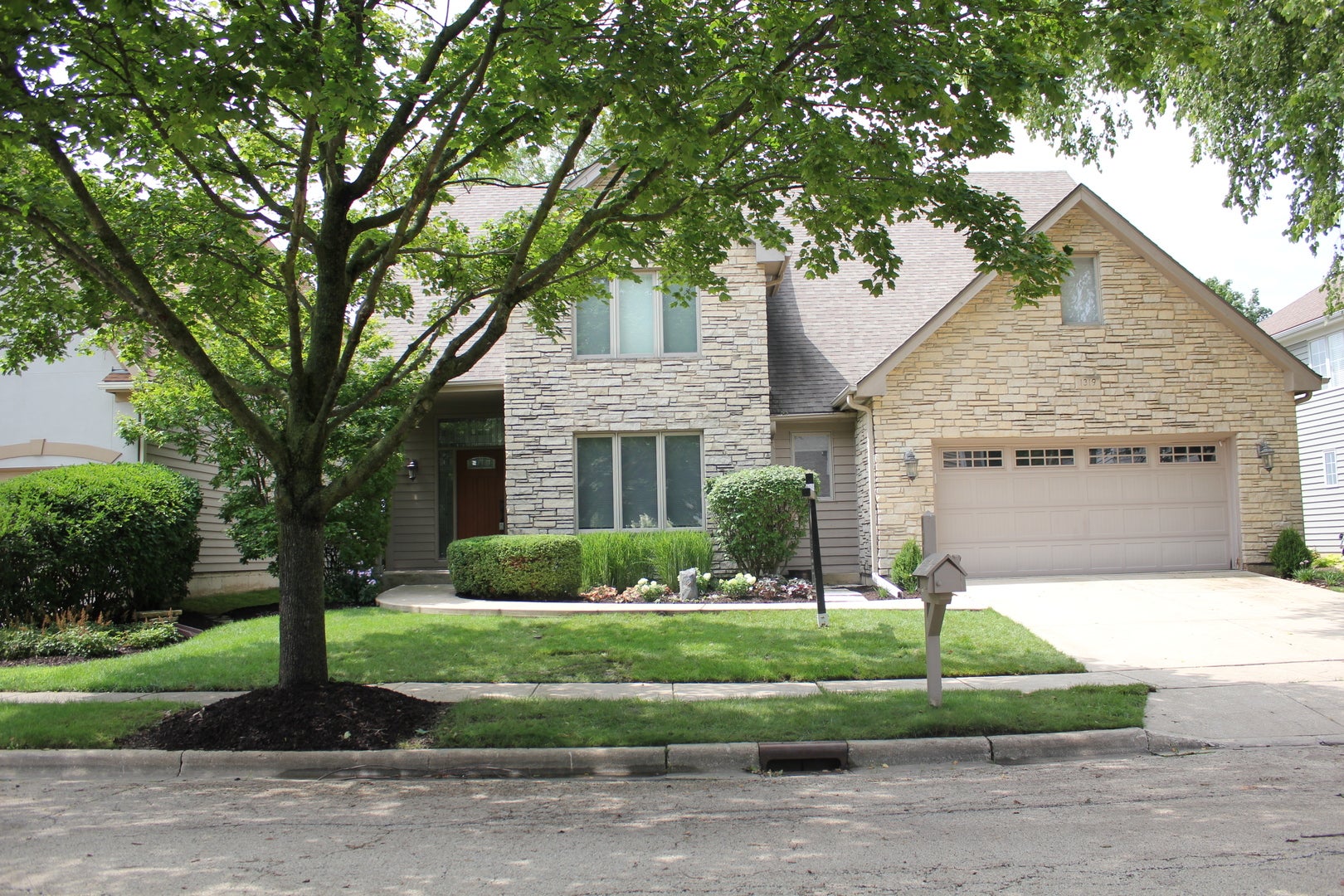 1319 Cranbrook Circle