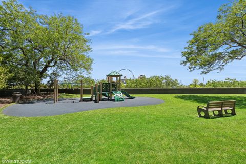 Tiny photo for 505 N LAKE SHORE Drive #6206, Chicago, IL 60611 (MLS # 12481951)