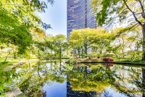 Tiny photo for 505 N LAKE SHORE Drive #6206, Chicago, IL 60611 (MLS # 12481951)