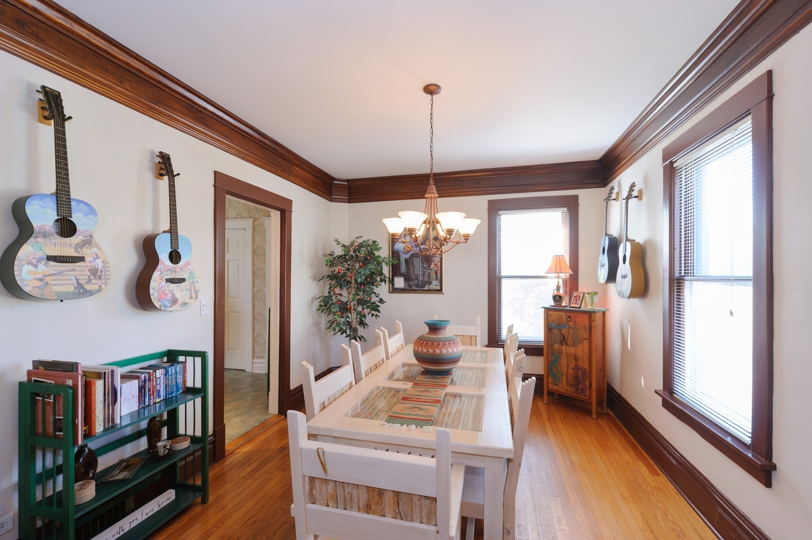 2542-2548 Green Bay Road
