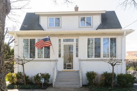 2542-2548 Green Bay Road Highland Park IL 60035
