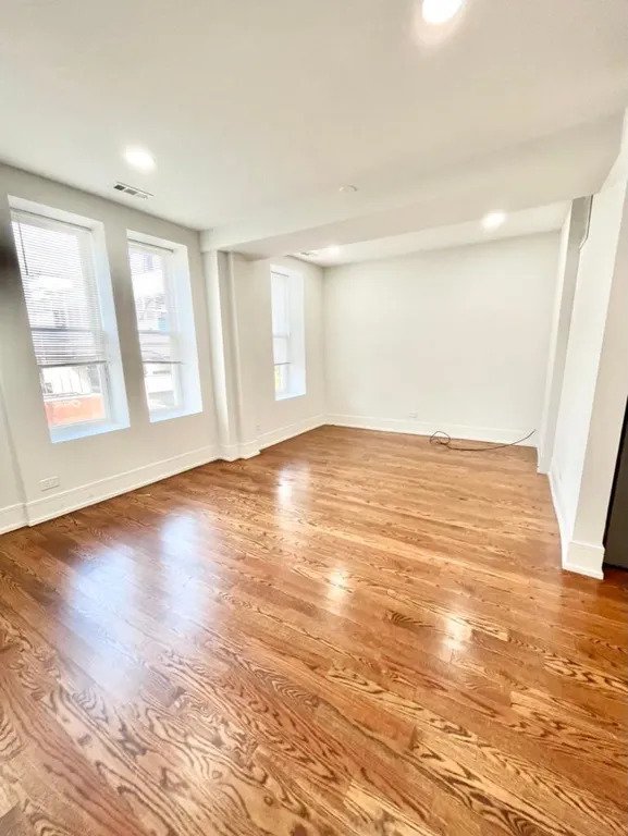 1719 W 18TH Street 3F