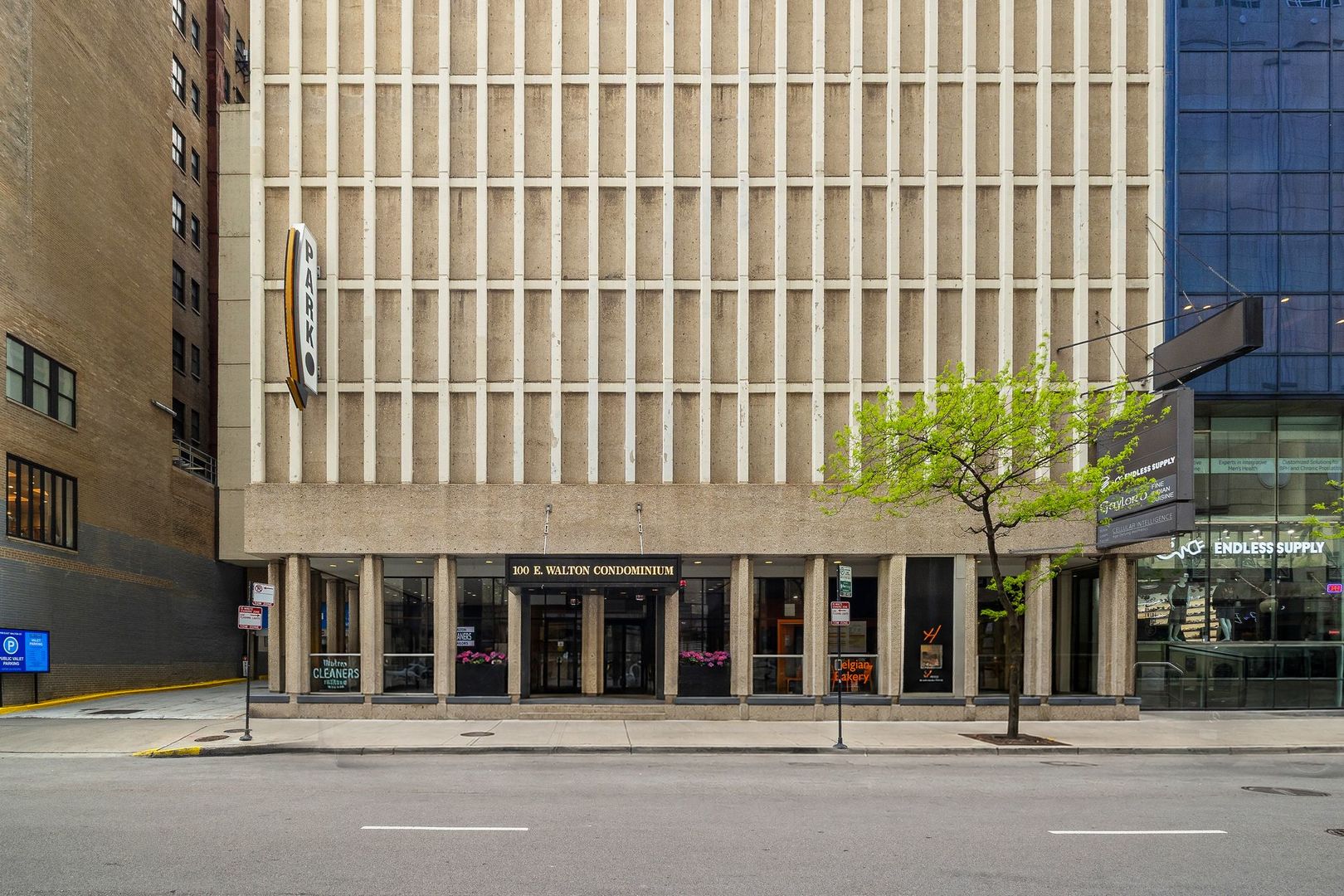 100 E Walton Street 26B