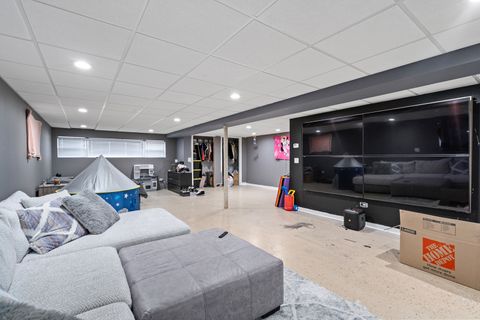 Tiny photo for 10155 Kildare Avenue, Oak Lawn, IL 60453 (MLS # 12389460)