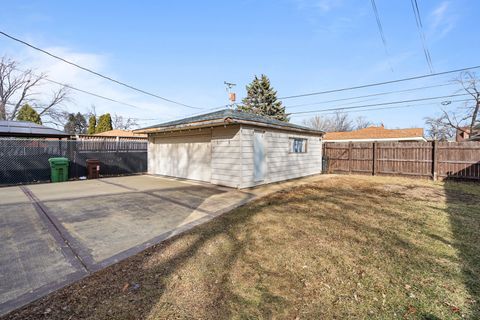 Tiny photo for 10155 Kildare Avenue, Oak Lawn, IL 60453 (MLS # 12389460)