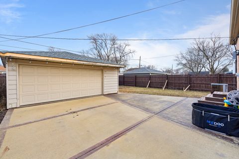 Tiny photo for 10155 Kildare Avenue, Oak Lawn, IL 60453 (MLS # 12389460)