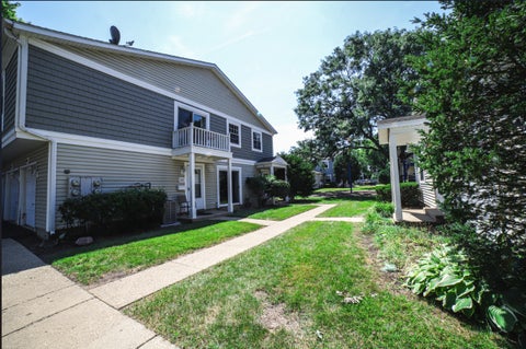 Tiny photo for 1205 Quincy Court, Wheeling, IL 60090 (MLS # 12722940)