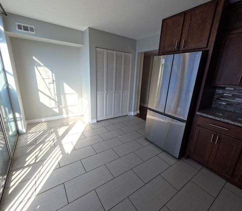 Tiny photo for 424 Park Avenue #206, River Forest, IL 60305 (MLS # 12480821)