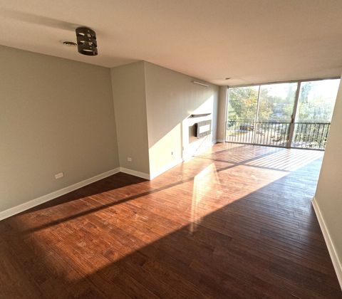 Tiny photo for 424 Park Avenue #206, River Forest, IL 60305 (MLS # 12480821)