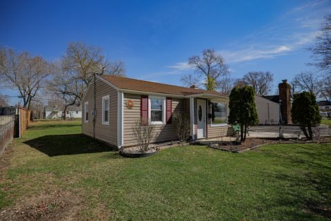 Tiny photo for 1232 Lebanon Street, Montgomery, IL 60538 (MLS # 12598220)