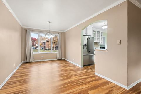 Tiny photo for 42 Parliament Drive W #129, Palos Heights, IL 60463 (MLS # 12522449)