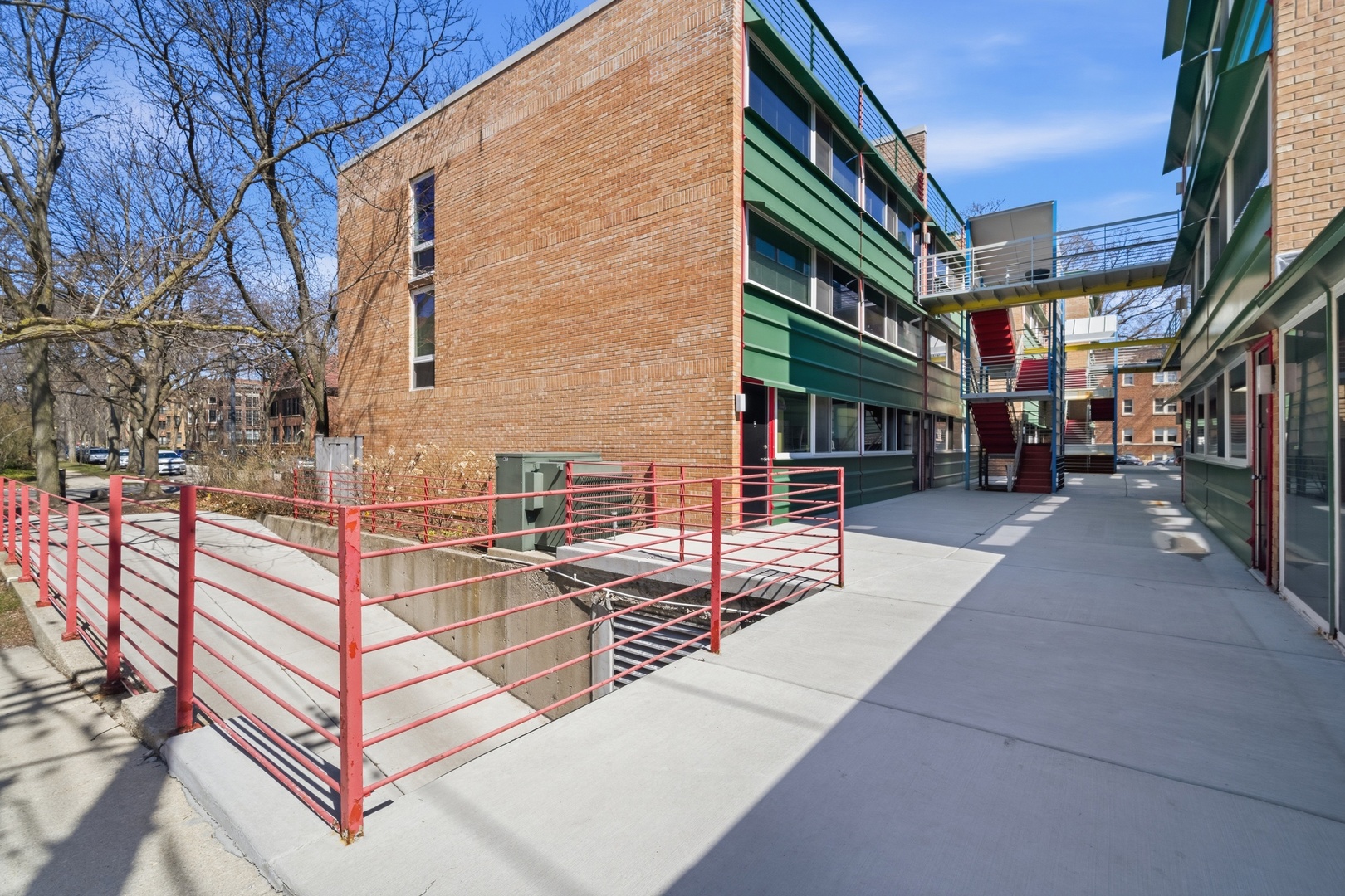 840 Michigan Avenue 10