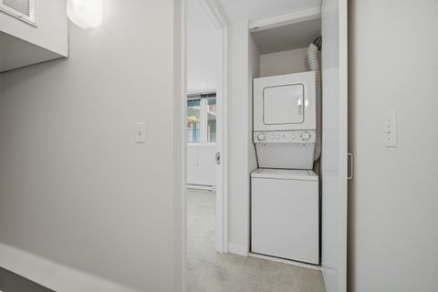 Tiny photo for 840 Michigan Avenue #10, Evanston, IL 60202 (MLS # 12602090)