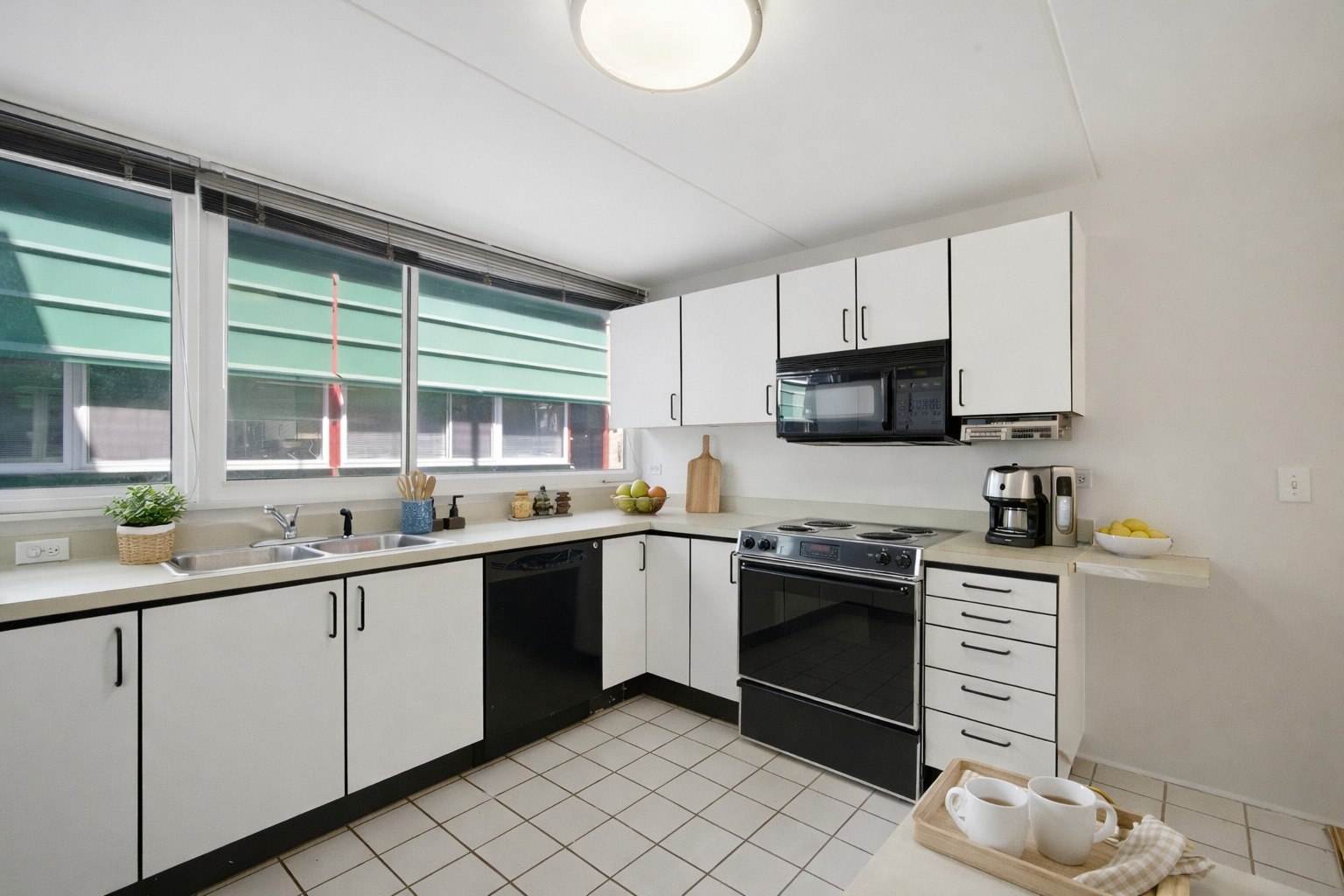 840 Michigan Avenue 10