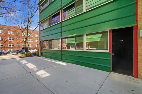Tiny photo for 840 Michigan Avenue #10, Evanston, IL 60202 (MLS # 12602090)