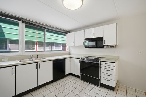 Tiny photo for 840 Michigan Avenue #10, Evanston, IL 60202 (MLS # 12602090)