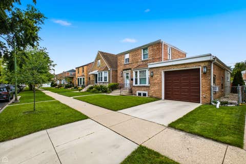 Tiny photo for 3634 N Pontiac Avenue, Chicago, IL 60634 (MLS # 12711991)