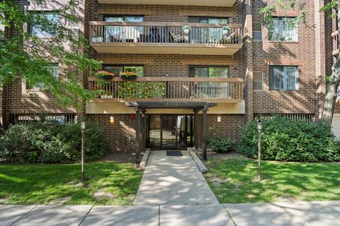 Photo of 6102 N Sheridan Road #507, Chicago, IL 60660 (MLS # 12462576)