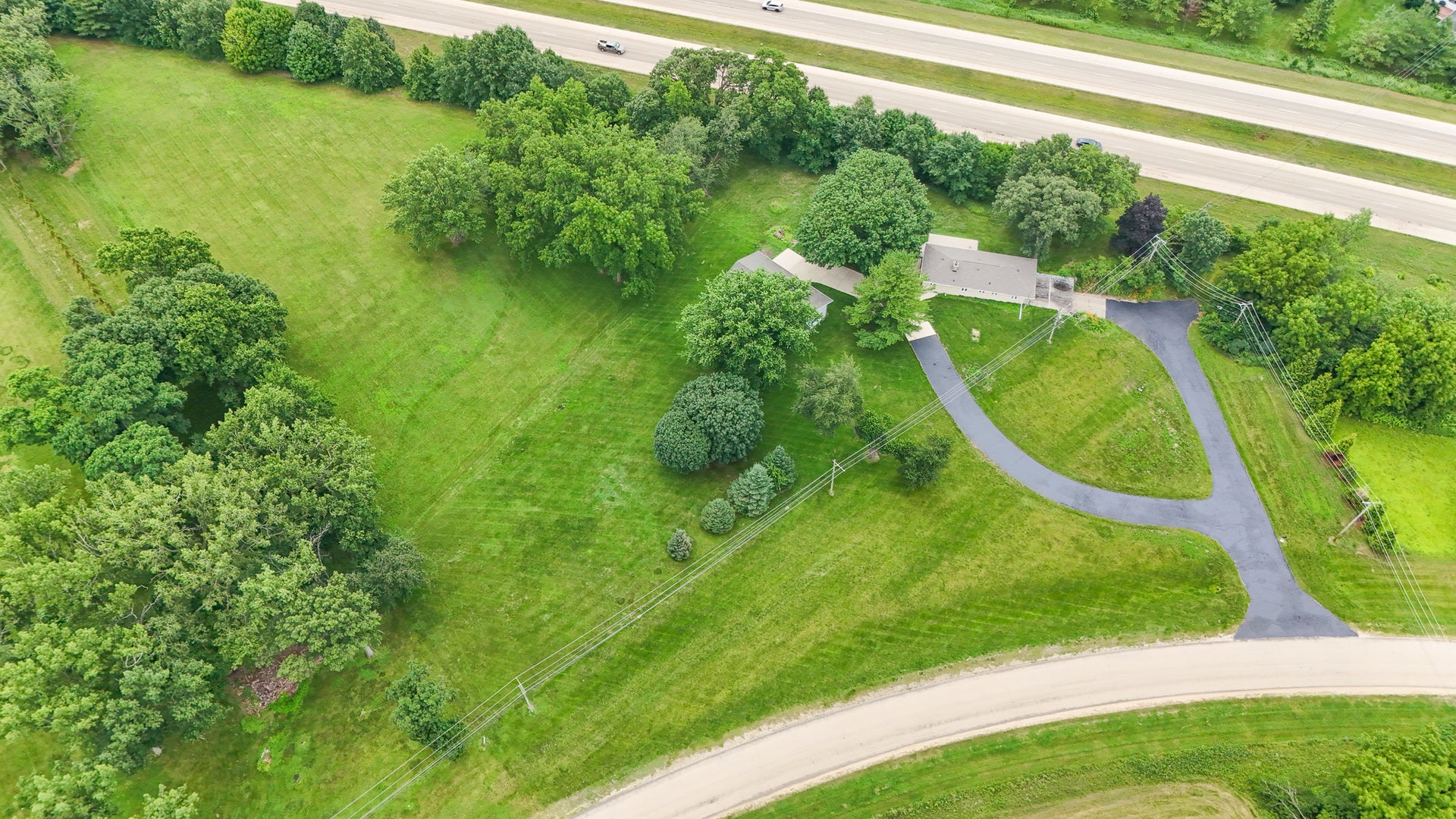 1742 Wolverine Road