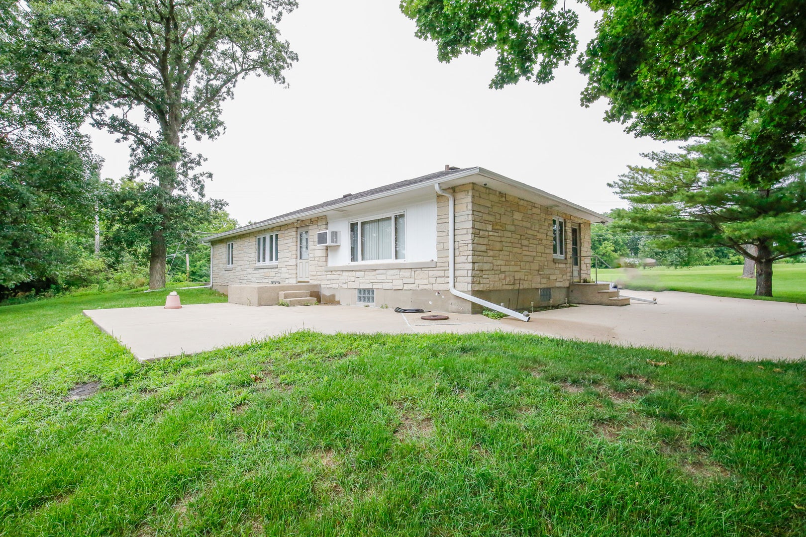1742 Wolverine Road