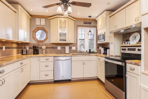 Tiny photo for 13532 E 600 North Road, Heyworth, IL 61745 (MLS # 12602416)