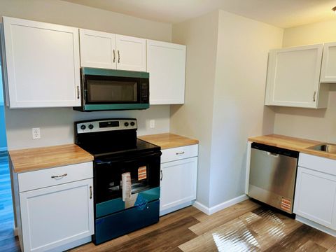 Tiny photo for 1516 N Mattis Avenue, Champaign, IL 61821 (MLS # 12320251)
