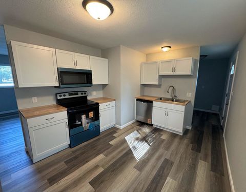 Tiny photo for 1516 N Mattis Avenue, Champaign, IL 61821 (MLS # 12320251)