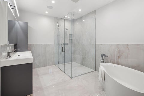 Tiny photo for 6022 N Ionia Avenue, Chicago, IL 60646 (MLS # 12737340)