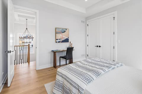 Tiny photo for 6022 N Ionia Avenue, Chicago, IL 60646 (MLS # 12737340)