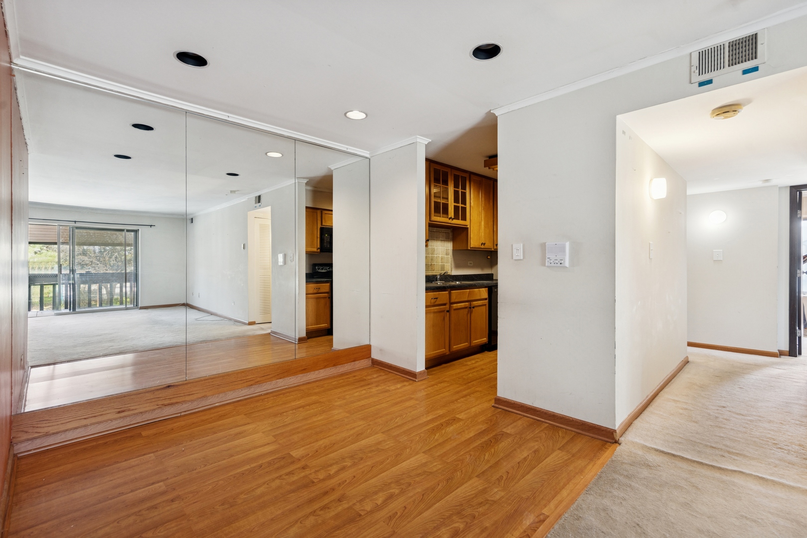 6151 Knoll Wood Road 306