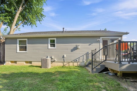 Tiny photo for 1503 W 46TH Place, Davenport, IA 52806 (MLS # 12707155)
