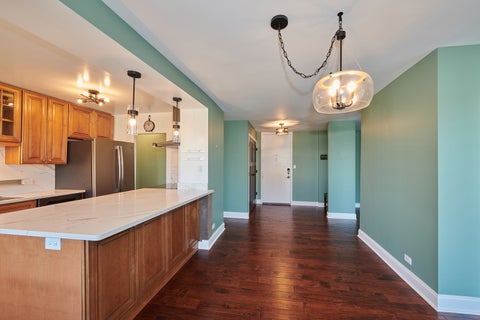 Tiny photo for 7061 N Kedzie Avenue #913, Chicago, IL 60645 (MLS # 12684234)