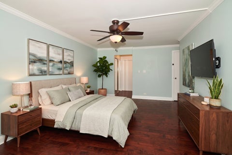 Tiny photo for 7061 N Kedzie Avenue #913, Chicago, IL 60645 (MLS # 12684234)