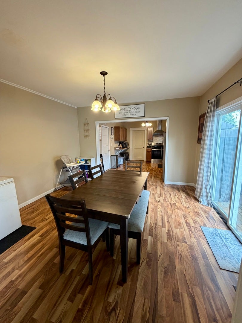 205 W 6th Street