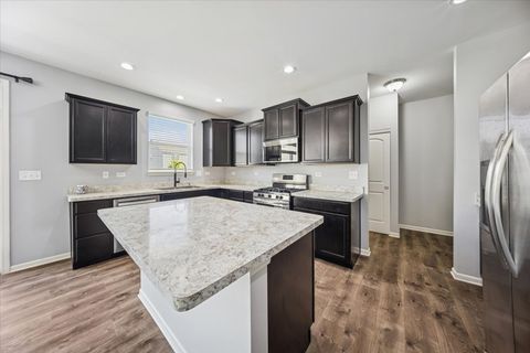 Tiny photo for 71 Windstone Drive, North Aurora, IL 60542 (MLS # 12496322)