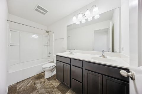 Tiny photo for 71 Windstone Drive, North Aurora, IL 60542 (MLS # 12496322)